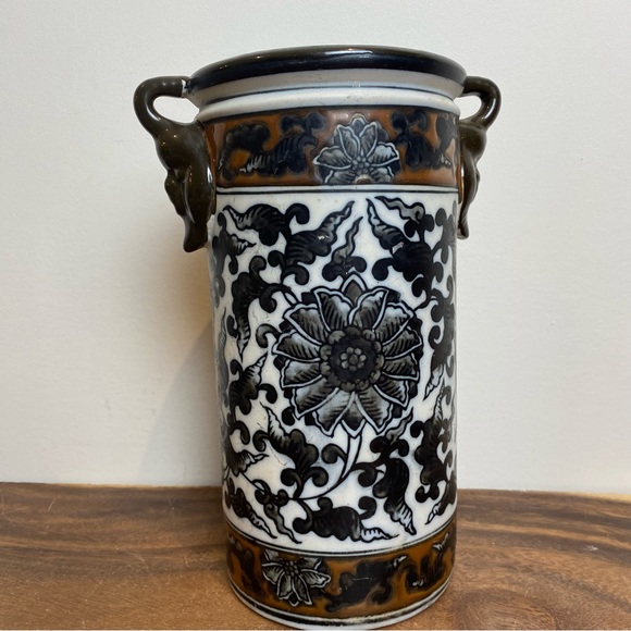 Dark Floral Asian Vase with Handles, Traditional style - Picture 3 of 10